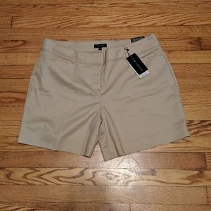The Limited Tailored Short